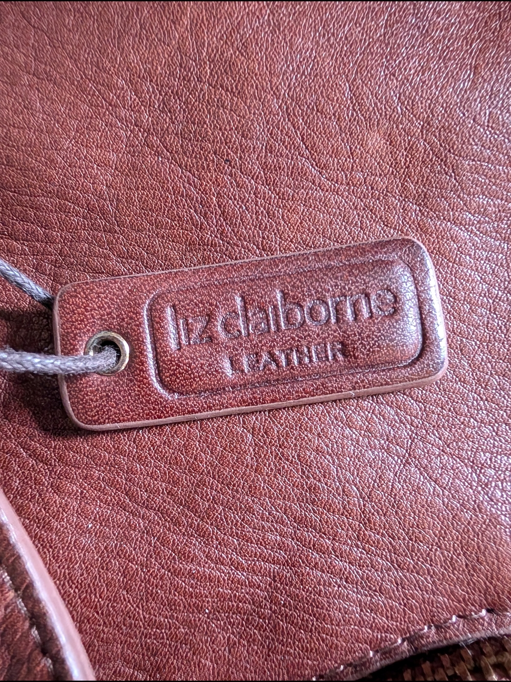 Women's Leather Tote Bag in Brown - Liz Claiborne - Picture 3 of 8